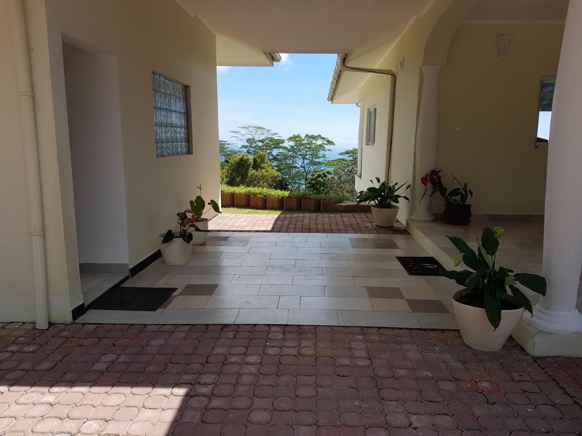 The Olive Tree Apartment Misere Exterior photo